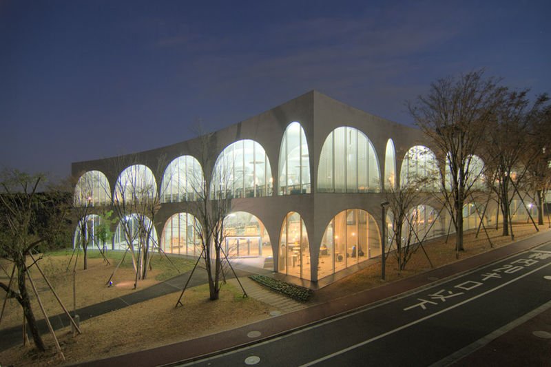 Tama bijutsu daigaku library